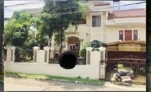 For Sale: Move-In Ready House in Istana Regency Complex, Pasteur, Bandung 2