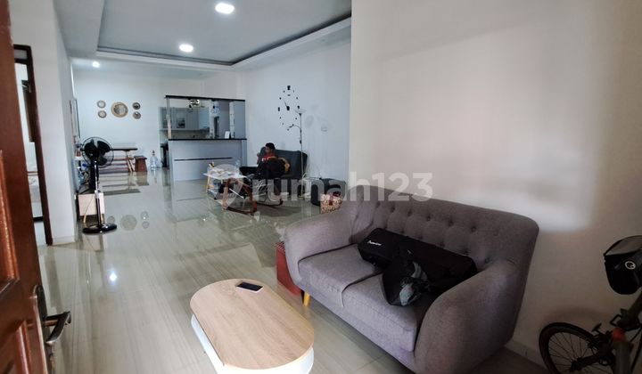 For Sale Ready-to-Live House Inside a One-Gate Cluster in Parakan Mas Indah Complex, Antapani, Bandung 2