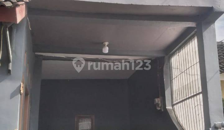 For Sale 2-Story Ready-to-Occupy House in Manglayang Regency Complex, Cimekar, Cileunyi, Bandung 2