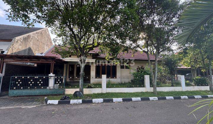 Rumah Lama Terawat Di Tanjungsari Asri Antapani Bandung  1