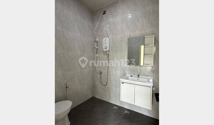 kamar mandi dijual rumah full furnished cluster