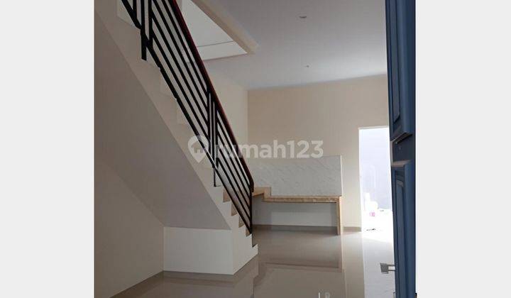 Dijual Rumah 2 Lantai Posisi Hook Cluster Cattleya Banjar Wijaya 2