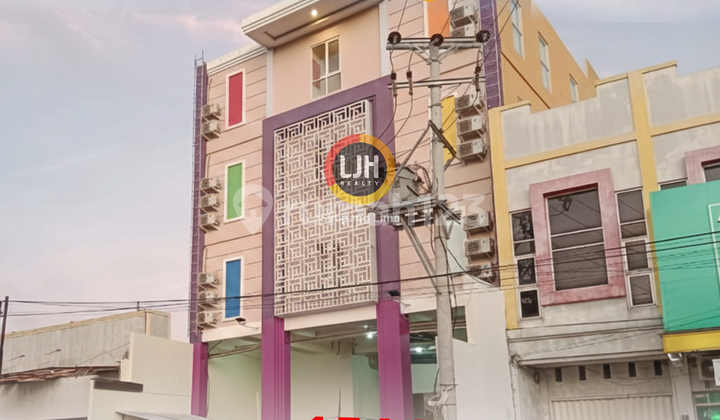 Dijual Hotel Baru Ada Lift di Jl. Lamper Tengah Raya 1