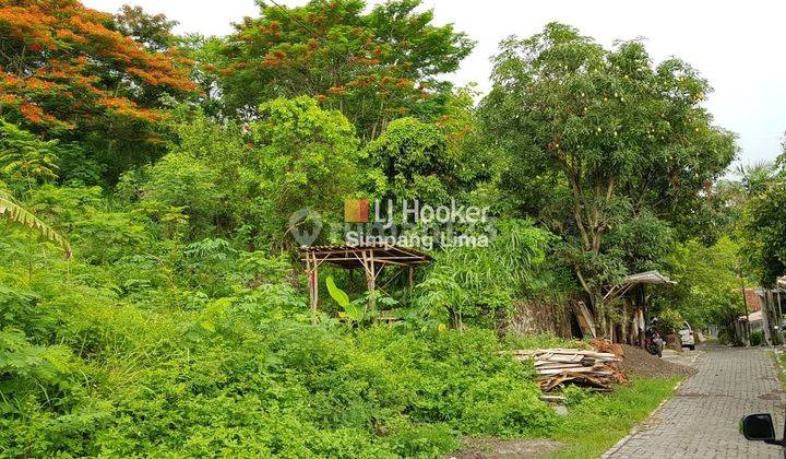 Tanah Tengah Kota Semarang Strategis Kawasan Elit Dijual di Kelud, Gajahmungkur Semarang Selatan 12.139 IRE  1