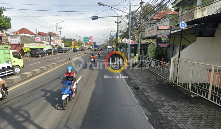 Disewakan Ruko 2 Lantai Siap Pakai 2