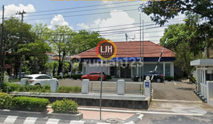 Commercial House for Rent Near Simpang Lima 1