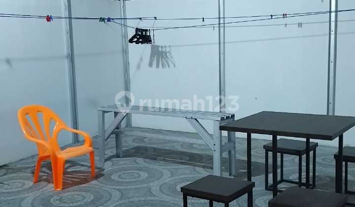 For sale active boarding house in Semarang near Loyola High School, suitable for investment. 2