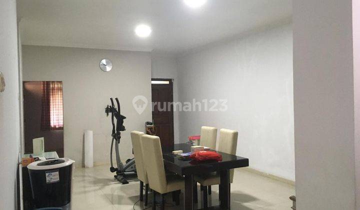 Rumah Bagus Unfurnished SHM di Gunung Batu , Bandung 1