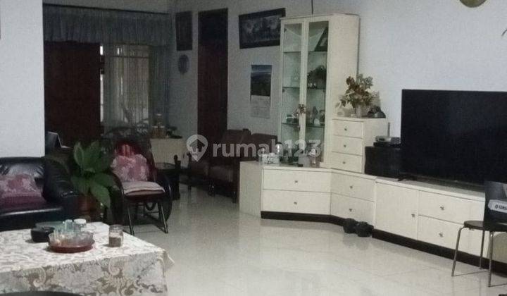 Rumah Bagus Semi Furnished SHM di Sumber Sari , Bandung 1