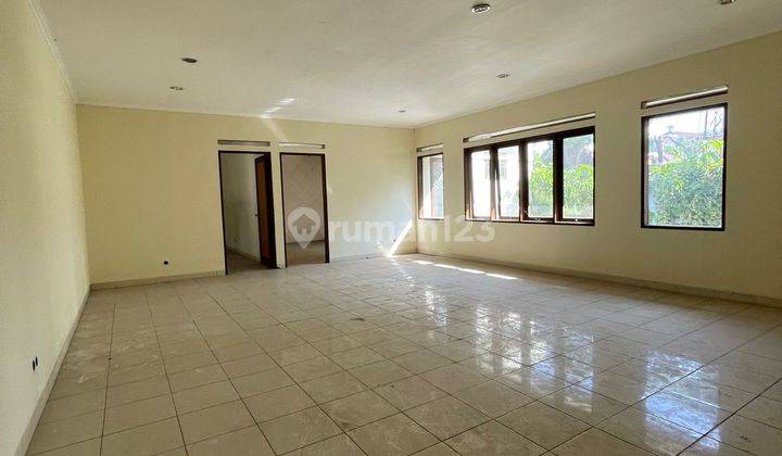 Rumah Bagus Unfurnished di Sayap Dago, Bandung 1