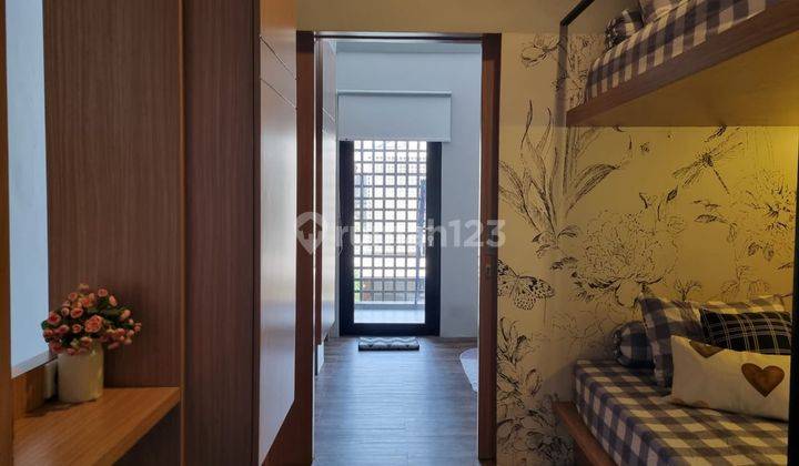 Dijual Rumah Bagus 2 Lantai Furnished Grand Wisata, Bekasi 2