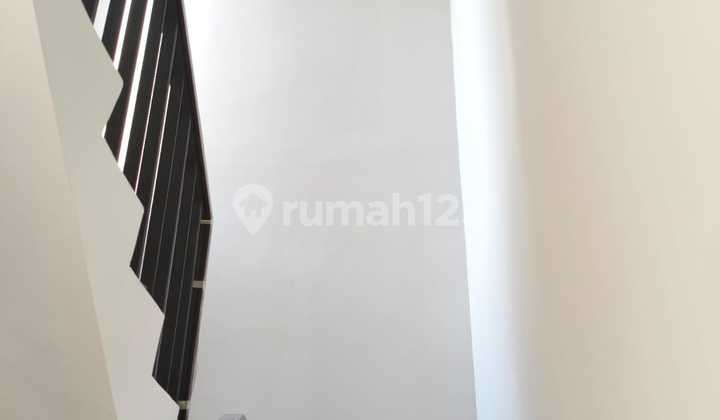 2-Story House with Free Smart Door Lock & CCTV in Citra Garden Serpong 2