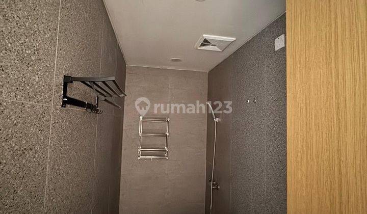 Disewakan  Rumah 2 Lt Fully Furnished  di Tanakayu BSD Cluster svasti 2