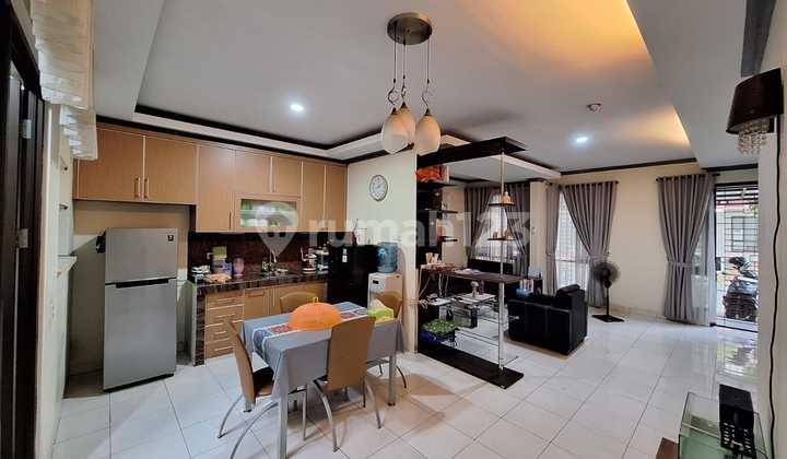 Beautiful and Ready-to-Live Home in Foresta BSD Fiore Tangerang Beautiful and Ready-to-Live Home in Foresta BSD Fiore Tangerang