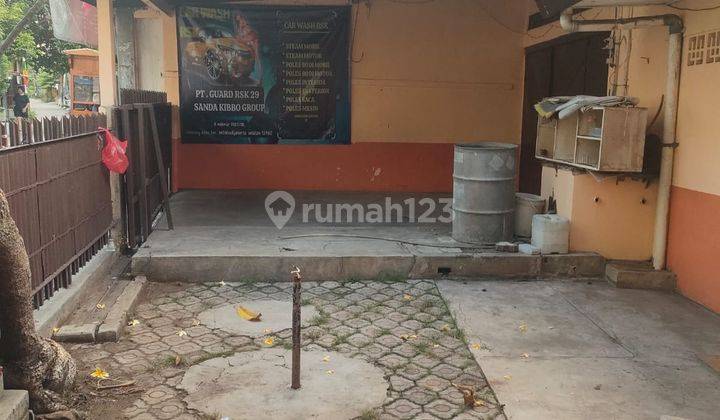 Rumah Hadap Timur di Belakang Komplek Tni Jl. Dr Saharjo 1