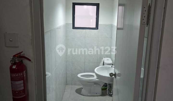 Warehouse for Sale, Nice (6x20) Taman Tekno BSD Tangerang Warehouse for Sale, Nice (6x20) Taman Tekno BSD Tangerang