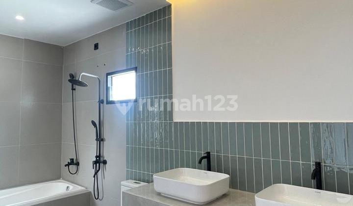 Dijual Rumah Modern Baru Renovasi di Lembah Cinere, Depok 2