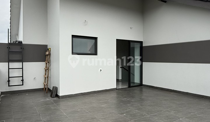 For Sale New House De Latinos BSD Split Level Hoek Badan 2