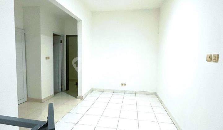 Nice 2-Storey House SHGB Semi-Furnished in Nusaloka BSD City Nice 2-Storey House SHGB Semi-Furnished in Nusaloka BSD City