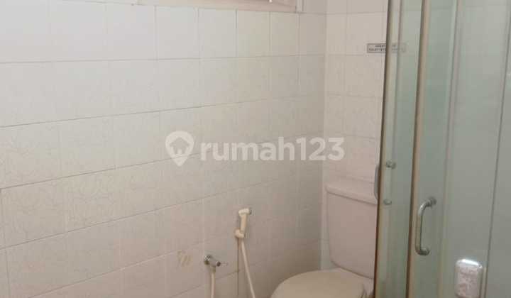 Rumah Lama 1 Lantai Dalam Komplek Permata Hijau 2