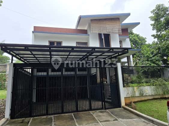 Rumah Mewah 2 Lantai Dijual di Menteng Bintaro Tangerang Selatan
