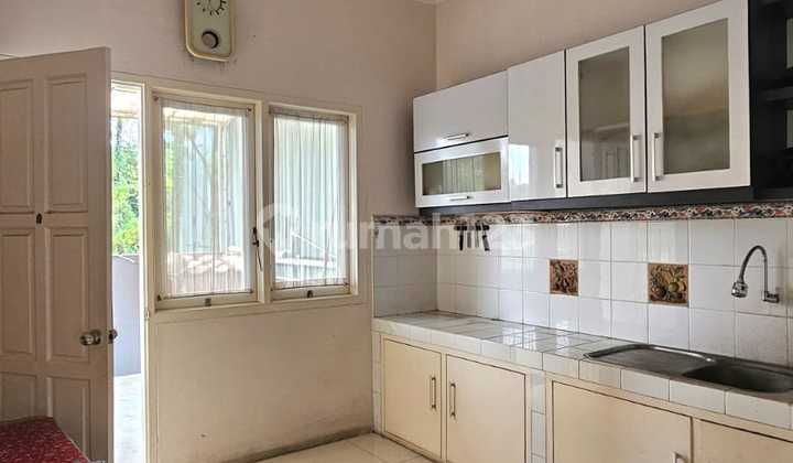 2-Story Hook House Fully Furnished in BSD Giriloka 1 Tangerang 2