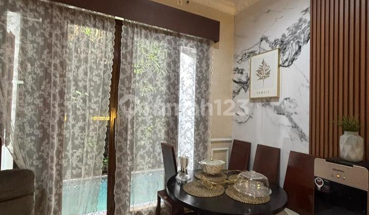 Dijual Rumah Mewah Full Furnished - Kelapa Dua, Karawaci 2