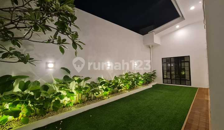 Di Jual Rumah Baru Semi Furnished (Brand New) Cilandak Barat Jakarta Selatan 2