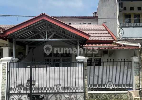 Rumah 2 Lantai Full Furnished - Puri Gading, Bekasi Rumah 2 Lantai Full Furnished - Puri Gading, Bekasi