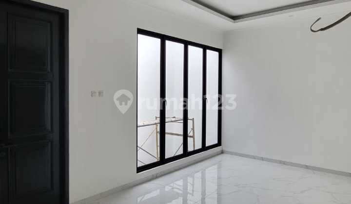 Dijual Rumah 2 Lantai di Kasuari, Bintaro Tangerang Selatan 2