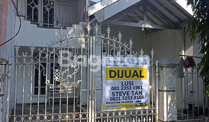 RUMAH 2 LANTAI TERAWAT DAN NYAMAN TROPODO SIDOARJO SIAP HUNI 1