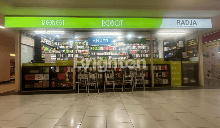 Stand PTC lantai UG Pakuwon Mall Surabaya Barat 1