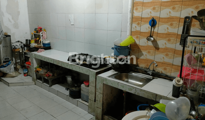 Siap Huni Lebar 11 Meter Rumah Rungkut Mapan Tengah Surabaya Timur 2