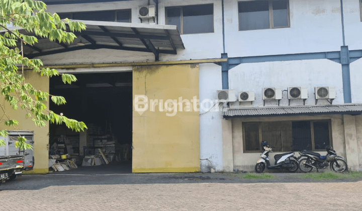 GUDANG SIAP PAKAI DI AREA PERGUDANGAN MARGOMULYO 2