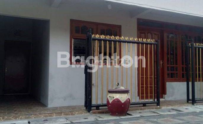 RUMAH 2 LANTAI DAERAH KENJERAN SIAP HUNI DEKAT RAYA KEDUNG COWEK, AMPEL 1