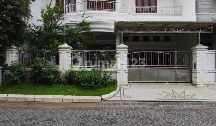 Rumah Siao Pakai Pakuwon City Cluster Terdepan One Gate System