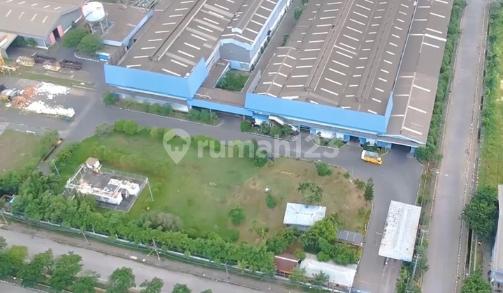 Bangunan Pabrik Maspion Industrial Estate Manyar Gresik