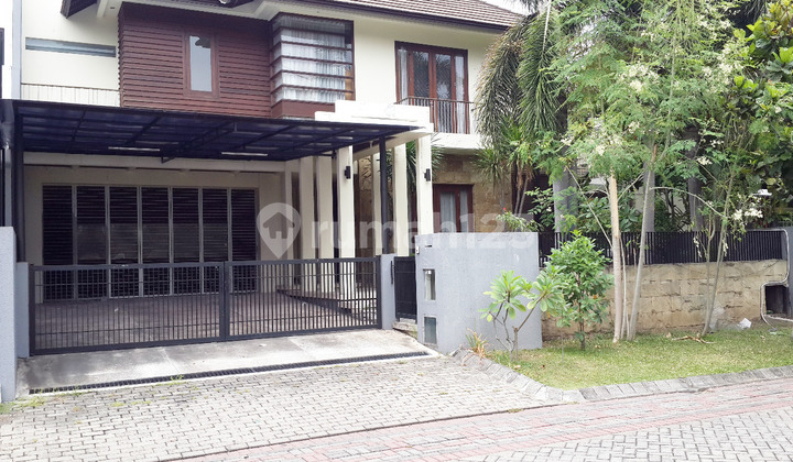 Rumah Furnished 2 Graha Family Blok Favorit Jalan Kembar