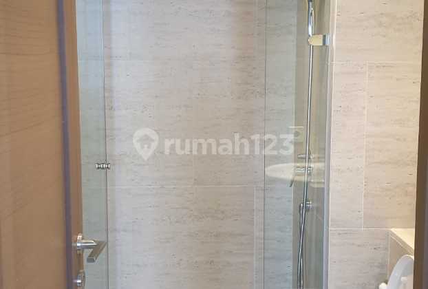 Disewakan Fully Furnished 2 BR Apartemen Taman Anggrek Residences 2