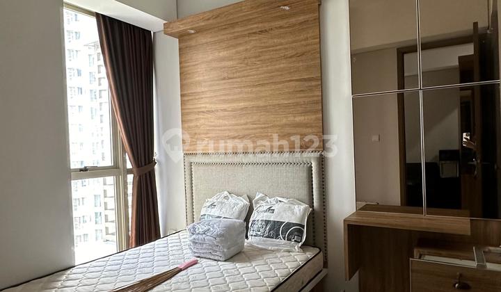 Fully Furnished 1 Bedroom Apartment Taman Anggrek Residence