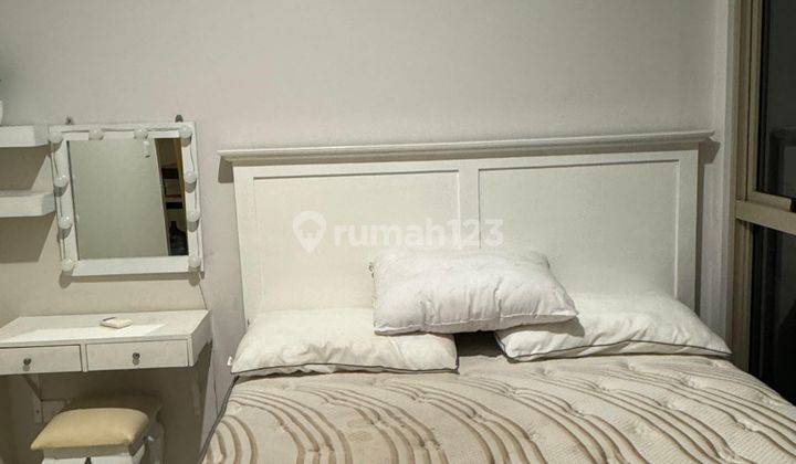 Jual Cepat 2 Bedroom Furnished Apartemen Taman Anggrek Residence 1