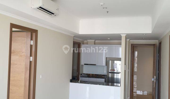 Disewakan 2 BR Semi Furnished Apartemen Taman Anggrek Residence 2