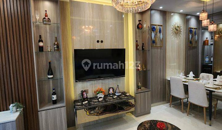 Turun Harga Dijual Fully Furnsihed 2 BR Apartemen Grand Madison 1