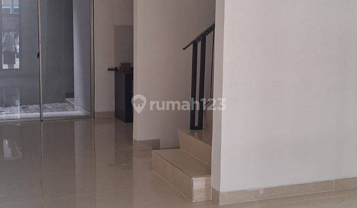 Modern Minimalis Rumah 2 Lantai Golf Island Pantai Indah Kapuk 2