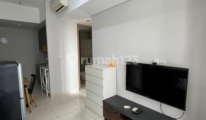 Fully Furnished 2 Bedroom Apartment at Taman Anggrek Residence