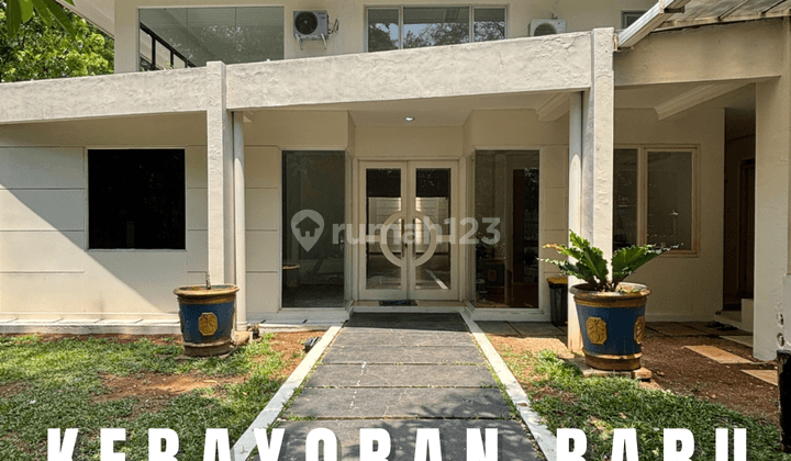 Modern House Kebayoran Baru Hook Siap Huni, Halaman Balkon Luas 1