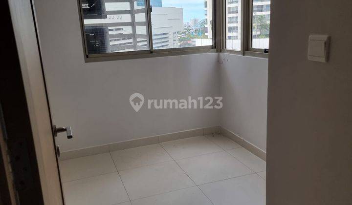 Only One For 1,275M 2 Bedroom Apartemen Taman Anggrek Resindence 2