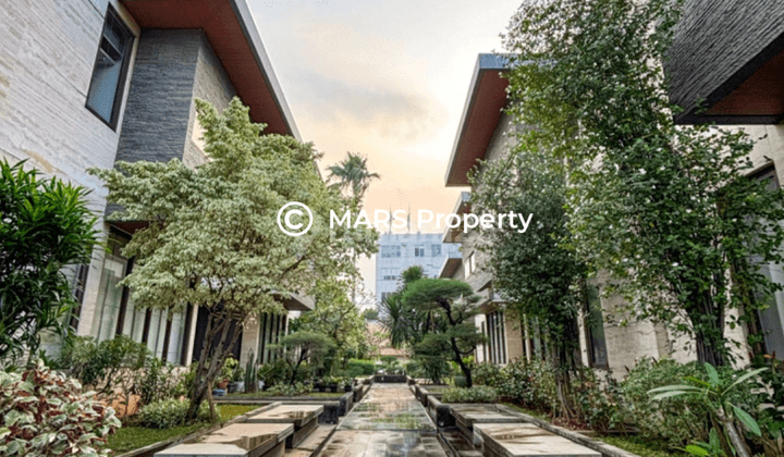 One Stock Townhouse Modern Tropical 3 Lantai Kemang Jaksel 2