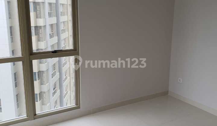 For Sale 3 Bedroom Semi Furnish Apartemen Taman Anggrek Residence 2