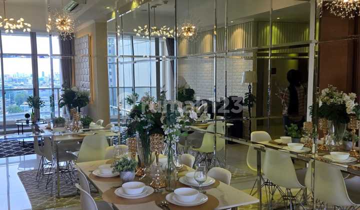 Super Murah 3 Bedroom Furnished Apartemen Taman Anggrek Residence 2